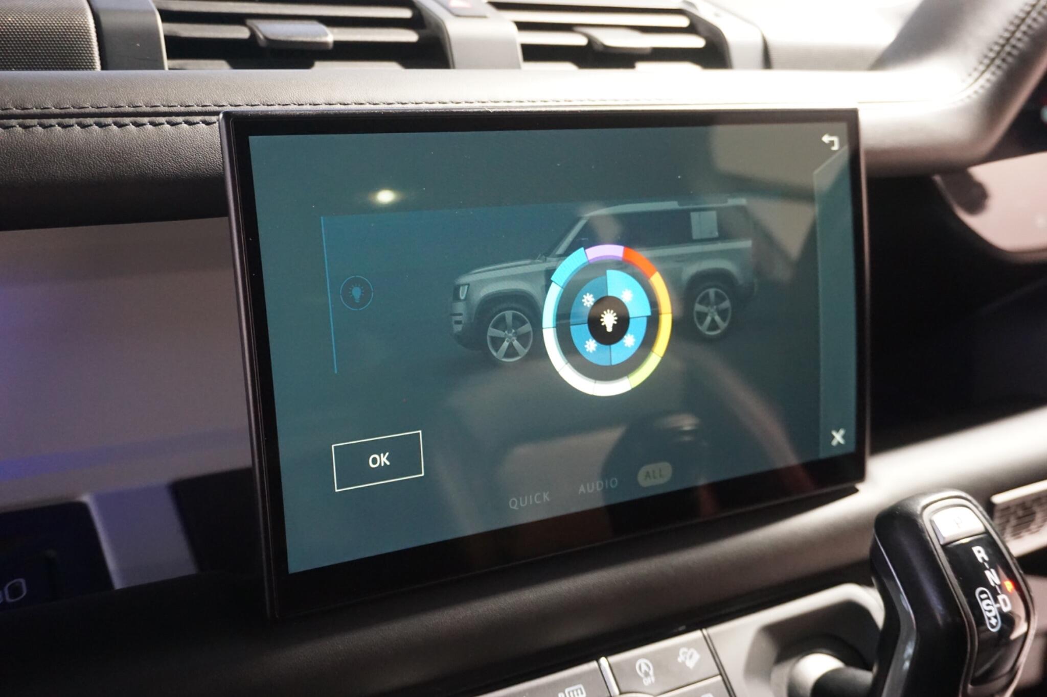 Land Rover Defender 110 3.0 D300 MHEV X-Dynamic HSE SUV 5dr Diesel Auto 4WD Euro 6 (s/s) (300 ps)